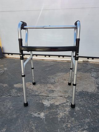 Andador incorporador plegable