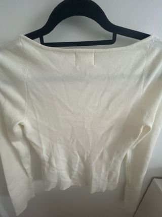 Camiseta H&M escote perla
