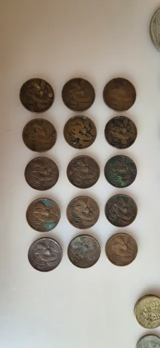 Lotto di franchi svizzeri e altre monete