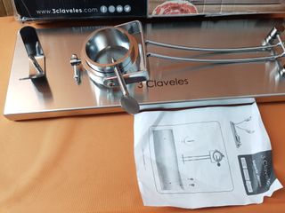 Soporte Jamonero 3 Claveles