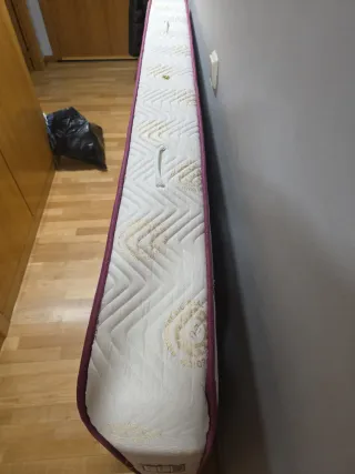 REGALO Colchon en condiciones muy aceptables 105 x