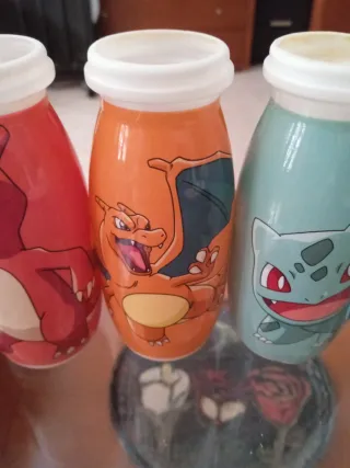 LEER Lote Botes Actimel Pokemon Kanto