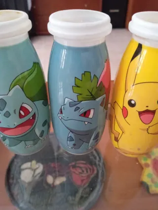 LEER Lote Botes Actimel Pokemon Kanto