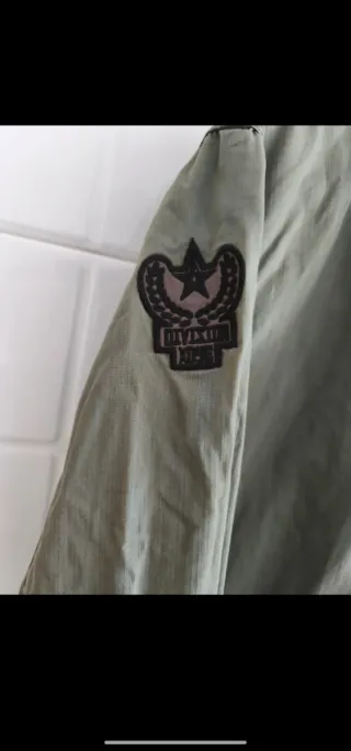 Cazadora militar hombre