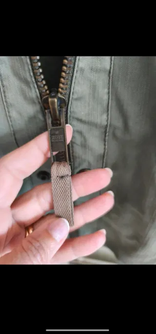 Cazadora militar hombre