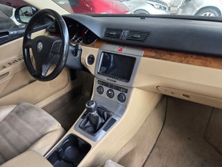 VOLKSWAGEN PASSAT SW 2.0 TDi 140 CV