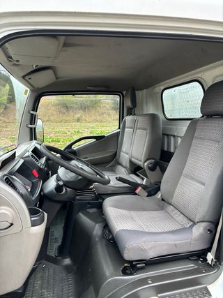 Nissan Cabstar Basculante.