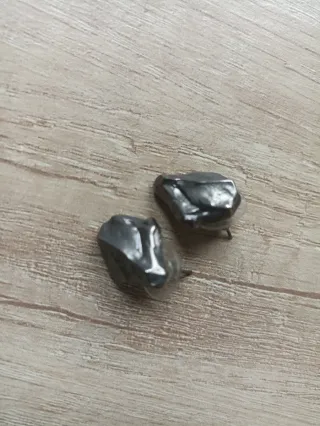 Pendientes Magnetita Grises y Plateados