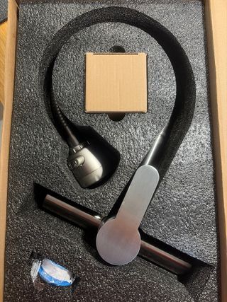 Grifo de cocina metálico plateado