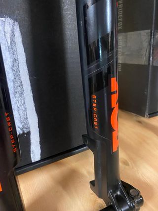 Horquillas Fox 34 Performance Step-Cast 120mm