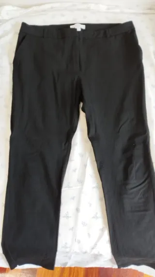 Pantaloni da abito neri da donna