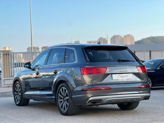 Audi Q7 / 3.0 TDI / S-line / 272cv