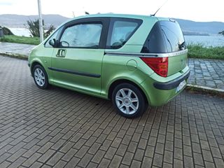 Peugeot 1007 2005