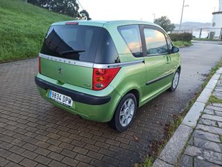 Peugeot 1007 2005