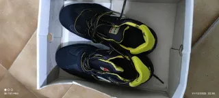 Zapato de seguridad Cofra negro y amarillo