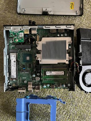 Dell Optiplex 7060 Micro i5 / 16GB RAM /256 SSD