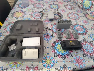 Dron DJI Mini SE + Accesorios