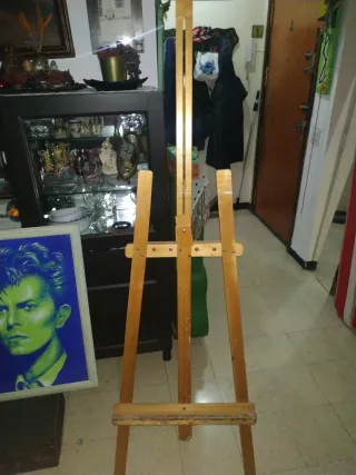Caballete de madera para pintar