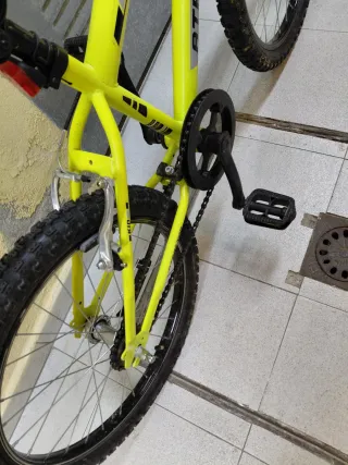 Bicicleta Atractor Decathlon 20 niño