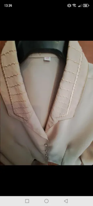 Camisa beige mujer