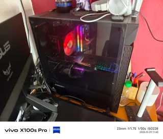 Torre Gigabyte RTX 3060/AMD 5 5600X/512GB/RAM 16G