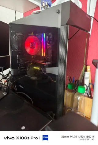 Torre Gigabyte RTX 3060/AMD 5 5600X/512GB/RAM 16G