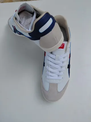 Onitsuka Tiger Zapatillas Blancas y Azules y rojas