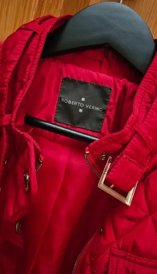 Abrigo acolchado Roberto Verino rojo