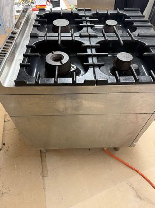 Cocina Zanussi 4 fuegos + horno