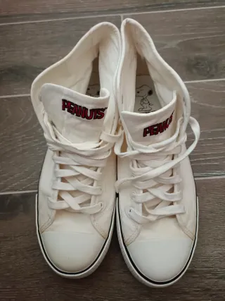 Deportivas Peanuts Blancas