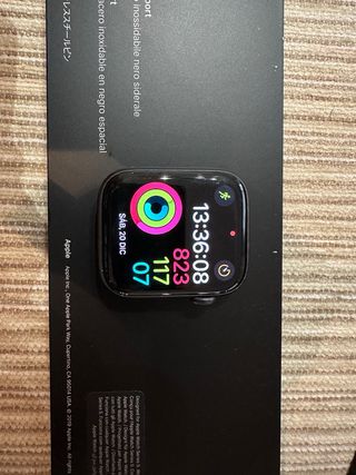 Apple Watch Series 5 Nike Space Gray 44mm.