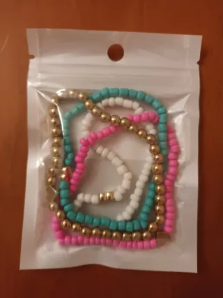 Conjunto 4 Pulseras Elásticas Perlas Doradas