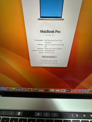 MacBook Pro 15 Touch Bar i7 16GB SSD 256GB