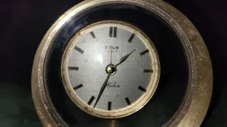 Antiguo Reloj de sobremesa Solo Falcon 7 jewels