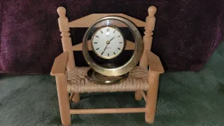 Antiguo Reloj de sobremesa Solo Falcon 7 jewels