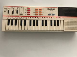Teclado Casio PT-82