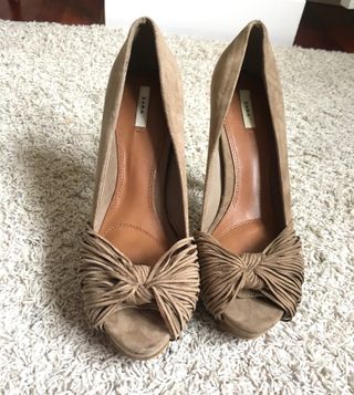 Tacones Zara Beige 40