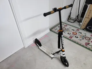 Patinete juvenil blanco