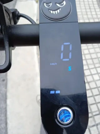 Patinete Eléctrico Negro y una gran velocidad