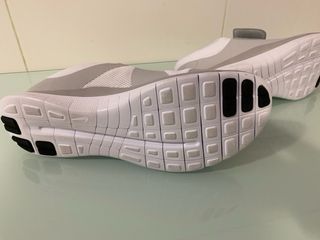 Zapatillas Nike Hombre Gris y Blanco