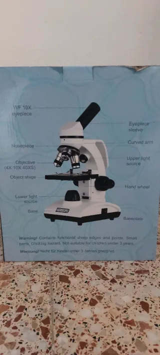 Microscopio en buen estado