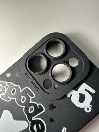 Funda Sp5der iPhone 14 Pro Estrellas