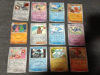 Lote 57 Cartas Pokémon Holo y Reverse Holo.