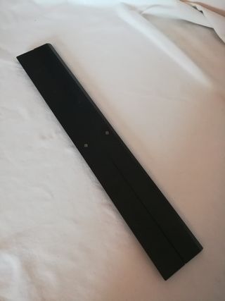 Vecchio righello nautico in legno e metallo