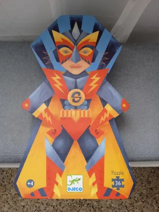 Puzzle Djeco Superhéroe 36 piezas