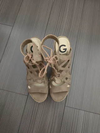 Sandalias Guess Beige Talla 37