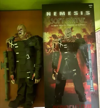 Figura Resident Evil Nemesis Soft Statue