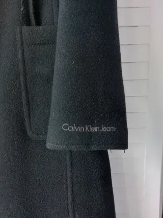 Abrigo Negro Calvin Klein