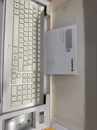 Teclado y Ratón Cherry DW 8000 Inalámbricos