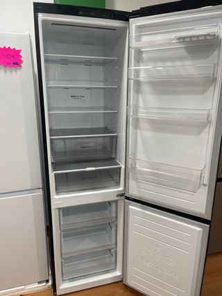 Frigorífico LG Inox Oscuro 203x60